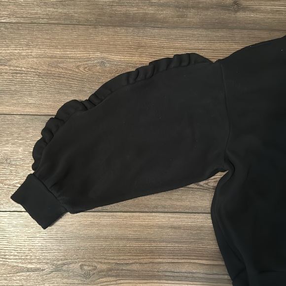 a new day Ruffle Sleeve Sweatshirt - Picture 4 of 5